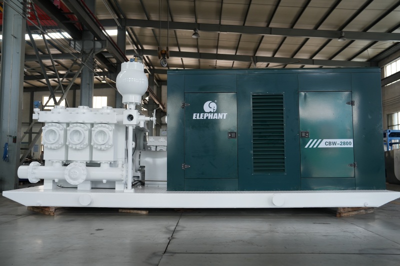 مضخة نقل النفط الخام CBW-2800 من Elephant Machinery جاهزة للشحن